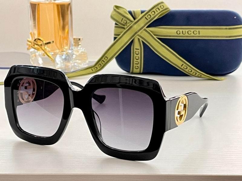 Gucci Sunglasses 792